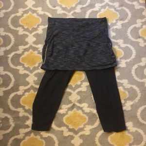 Athleta skirted capri